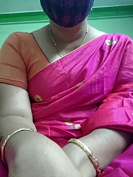 Snapshot of Kerala_Adhya chatting on December 15, 2025, 2:12 pm Kerala Adhya online show from December 15, 2025, 2:12 pm