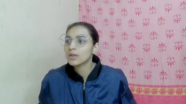 Snapshot of EclipseandFlame chatting on November 6, 2025, 1:26 pm EclipseandFlame online show from November 6, 2025, 1:26 pm