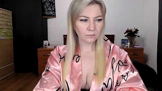 ParadiseAlina online show from March 9, 2026, 7:28 pm