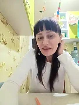 Lietta  online show from February 21, 2026, 6:43 pm