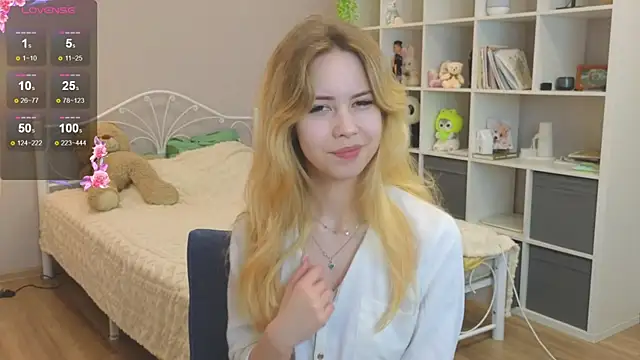 Wendy Cutie online show from September 22, 2025, 4:24 pm