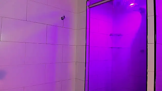 Ana sophia  online show from December 16, 2025, 11:25 am