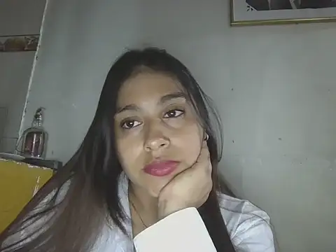 zairabreze online show from May 10, 2026, 3:21 am