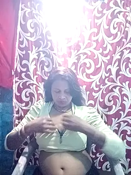 Snapshot of Sexy_Ruby04 chatting on October 8, 2025, 2:07 pm Sexy Ruby04 online show from October 8, 2025, 2:07 pm