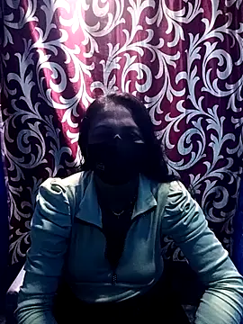 Snapshot of Sexy_Ruby04 chatting on October 16, 2025, 5:21 pm Sexy Ruby04 online show from October 16, 2025, 5:21 pm