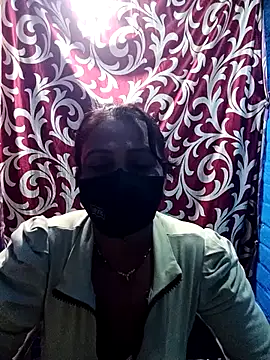 Snapshot of Sexy_Ruby04 chatting on October 27, 2025, 9:43 am Sexy Ruby04 online show from October 27, 2025, 9:43 am