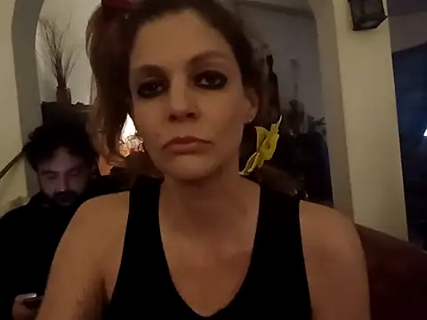 Snapshot of Marizoka chatting on September 15, 2025, 9:32 am Marizoka online show from September 15, 2025, 9:32 am