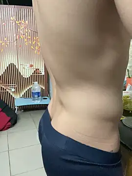 Snapshot of anhkiet_huang chatting on February 12, 2026, 2:39 pm anhkiet huang online show from February 12, 2026, 2:39 pm