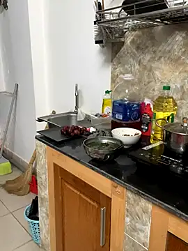 anhkiet huang online show from December 2, 2025, 3:03 pm