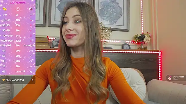 Snapshot of MuseDollX chatting on November 6, 2025, 8:35 pm MuseDollX online show from November 6, 2025, 8:35 pm