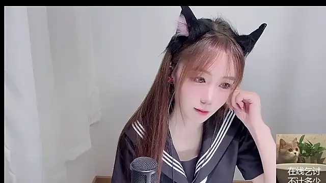 Xiao-runbao online show from September 10, 2025, 2:16 pm