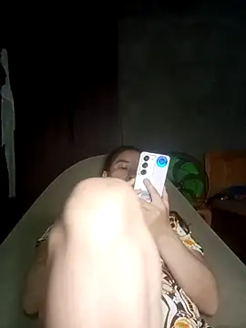 Snapshot of suki-lady chatting on October 25, 2025, 2:44 am suki-lady online show from October 25, 2025, 2:44 am