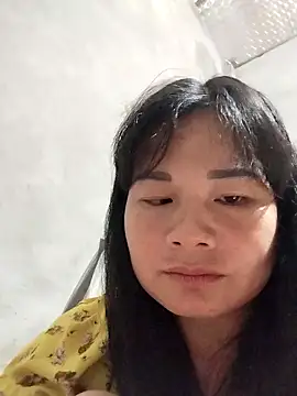 Snapshot of kute-00 chatting on November 15, 2025, 2:21 pm kute-00 online show from November 15, 2025, 2:21 pm