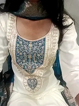 Snapshot of Daizy_Shah chatting on May 8, 2026, 11:30 pm Daizy Shah online show from May 8, 2026, 11:30 pm