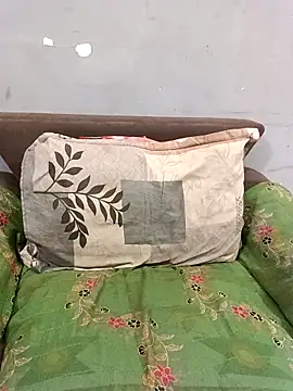 Snapshot of Daizy_Shah chatting on April 10, 2026, 7:32 pm Daizy Shah online show from April 10, 2026, 7:32 pm