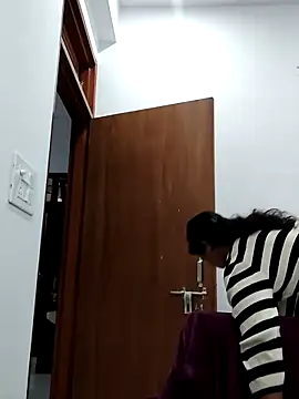 Snapshot of Shikha-mehra7 chatting on February 12, 2026, 4:23 am Shikha-mehra7 online show from February 12, 2026, 4:23 am