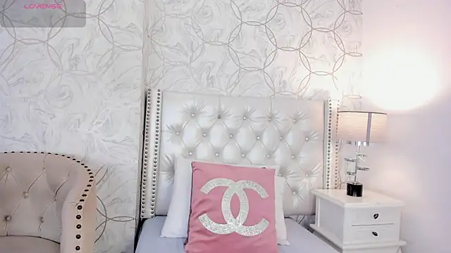 amara rousse online show from January 18, 2026, 11:35 am