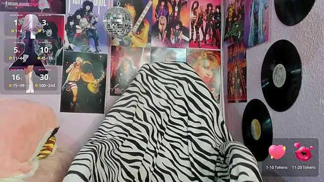 Snapshot of Avril_Maria chatting on November 10, 2025, 6:57 pm Avril Maria online show from November 10, 2025, 6:57 pm