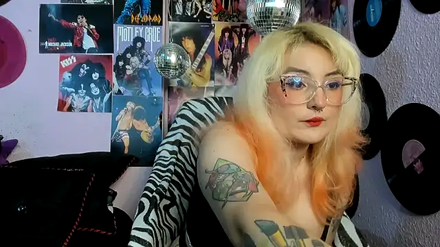 Avril Maria online show from March 23, 2026, 8:30 pm