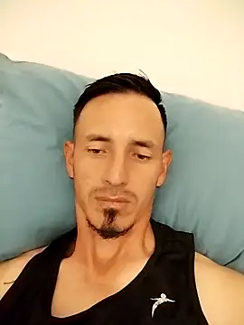 Snapshot of JuanD_vero chatting on September 24, 2025, 6:03 pm JuanD vero online show from September 24, 2025, 6:03 pm