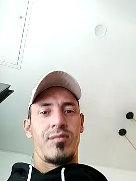 Snapshot of JuanD_vero chatting on November 15, 2025, 1:48 pm JuanD vero online show from November 15, 2025, 1:48 pm
