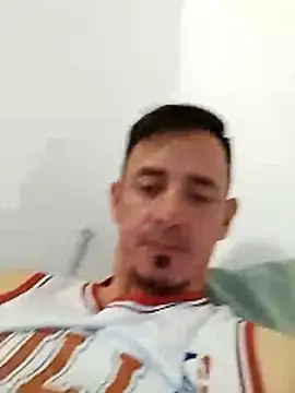 Snapshot of JuanD_vero chatting on March 18, 2026, 6:20 pm JuanD vero online show from March 18, 2026, 6:20 pm