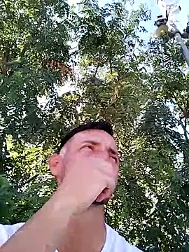 Snapshot of JuanD_vero chatting on September 27, 2025, 12:33 pm JuanD vero online show from September 27, 2025, 12:33 pm