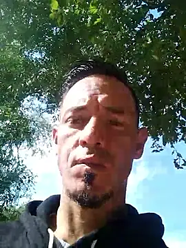 Snapshot of JuanD_vero chatting on November 2, 2025, 10:31 am JuanD vero online show from November 2, 2025, 10:31 am