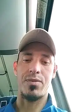 Snapshot of JuanD_vero chatting on October 13, 2025, 3:13 pm JuanD vero online show from October 13, 2025, 3:13 pm