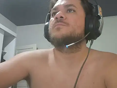 Miguelion2308 online show from January 7, 2026, 1:43 am