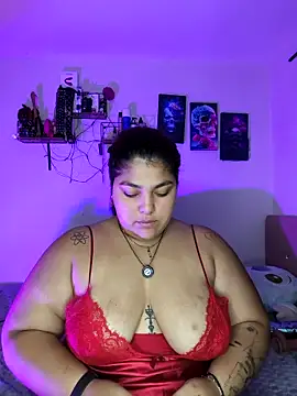 Snapshot of kendra_lil_evill chatting on May 4, 2026, 10:51 am kendra lil evill online show from May 4, 2026, 10:51 am