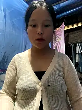 O o UwU o O online show from November 3, 2025, 2:50 am