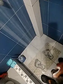 Blackllg online show from November 12, 2025, 12:53 pm