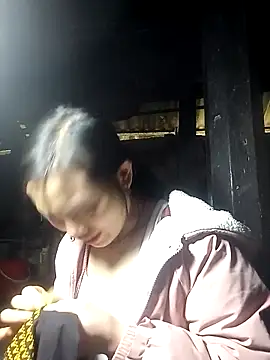 Snapshot of ngan-cute chatting on November 7, 2025, 1:43 am ngan-cute online show from November 7, 2025, 1:43 am