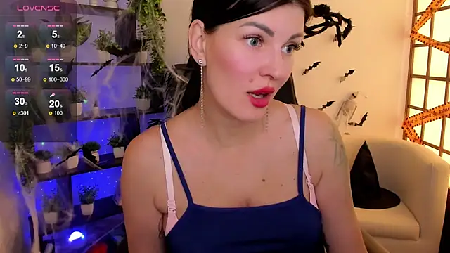 O1d Lady online show from November 5, 2025, 8:39 am