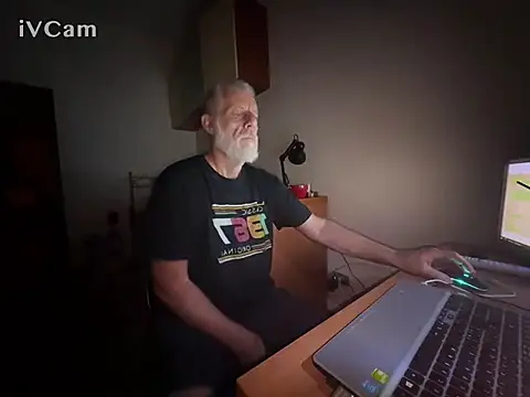 Snapshot of Pigna16PSRN chatting on February 14, 2026, 9:15 pm Pigna16PSRN online show from February 14, 2026, 9:15 pm