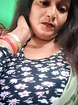 Kavya hot online show from December 5, 2025, 8:46 am