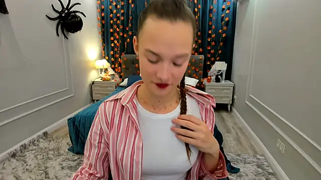 SusanMayer online show from October 23, 2025, 1:54 pm