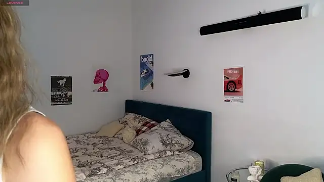 Snapshot of vixinp chatting on February 6, 2026, 7:37 am vixinp online show from February 6, 2026, 7:37 am