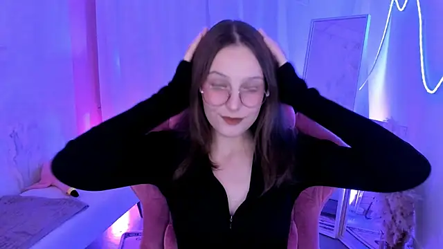 JenniferKiim online show from November 29, 2025, 11:32 am