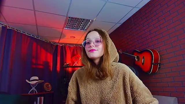 JenniferKiim online show from December 3, 2025, 12:04 pm