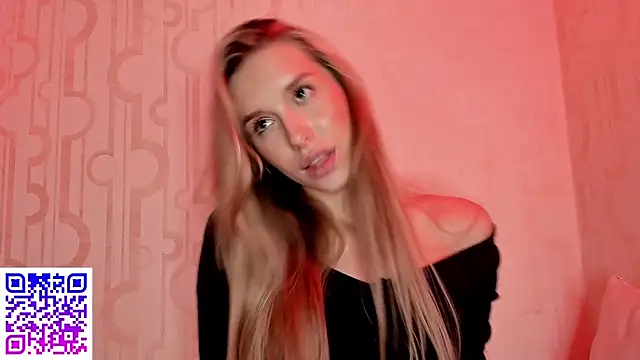 Snapshot of ElysiaXo chatting on September 26, 2025, 9:10 pm ElysiaXo online show from September 26, 2025, 9:10 pm