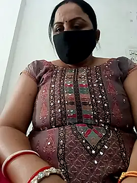 Snapshot of Rakhi_sawant143 chatting on November 10, 2025, 7:13 am Rakhi sawant143 online show from November 10, 2025, 7:13 am