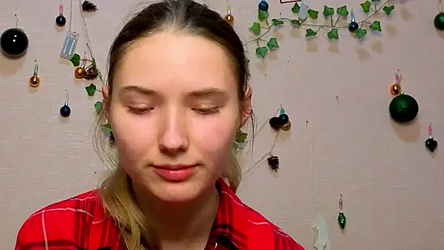 Snapshot of _kikiclark__ chatting on February 12, 2026, 8:52 pm kikiclark online show from February 12, 2026, 8:52 pm
