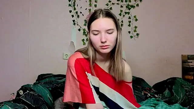 Snapshot of _kikiclark__ chatting on December 20, 2025, 9:23 am kikiclark online show from December 20, 2025, 9:23 am