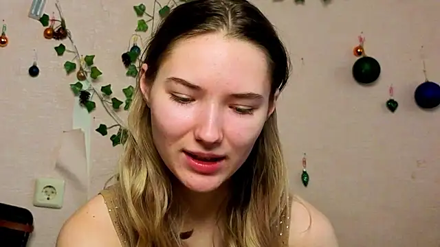 Snapshot of _kikiclark__ chatting on February 13, 2026, 11:54 am kikiclark online show from February 13, 2026, 11:54 am