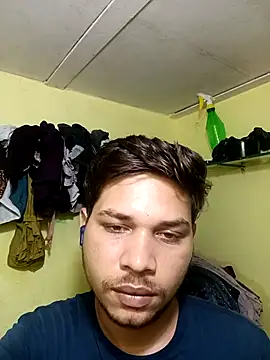 Snapshot of mh_ind_fuck_2025 chatting on October 5, 2025, 11:39 pm mh ind fuck 2025 online show from October 5, 2025, 11:39 pm