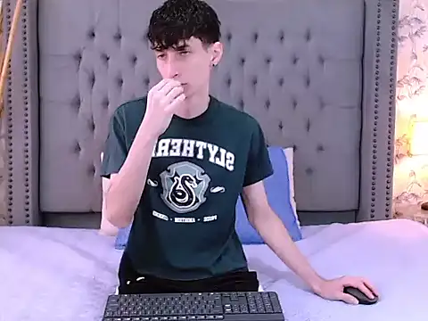 Luke Carter online show from September 16, 2025, 1:01 pm