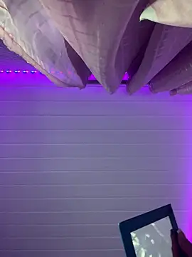 luluzinhax online show from March 12, 2026, 3:56 am