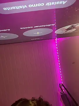 luluzinhax online show from April 1, 2026, 4:14 am